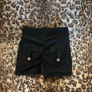 Black scrunchPocket Shorts